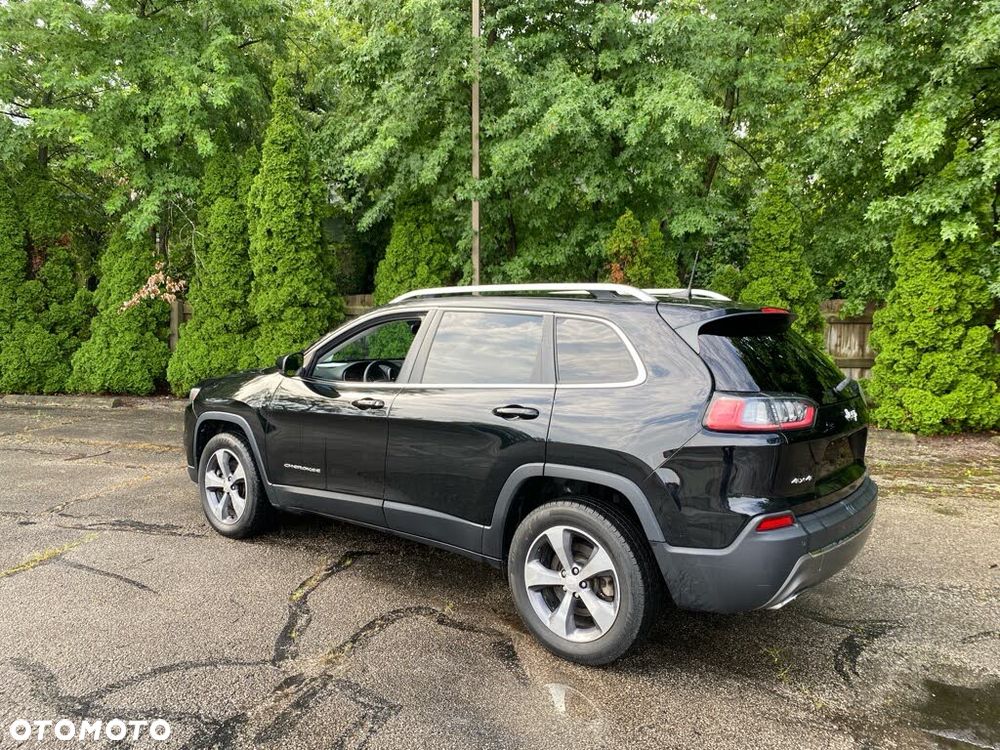 Jeep Cherokee - 5