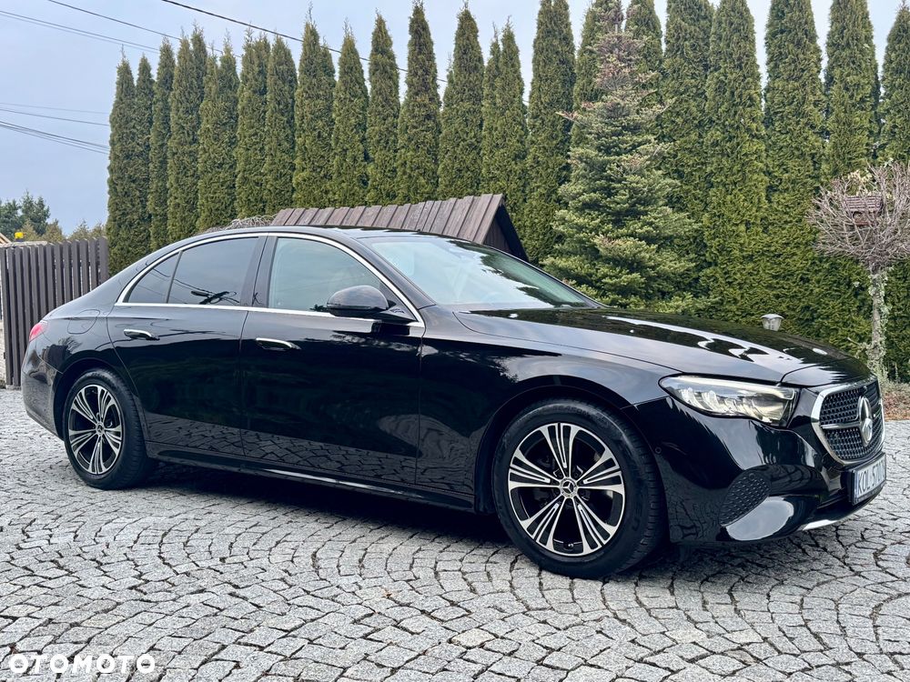 Mercedes-Benz Klasa E 220 d 4-Matic - 11