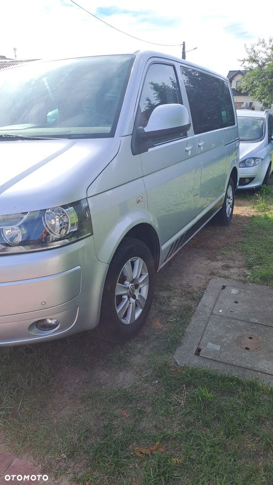 Volkswagen Multivan - 7
