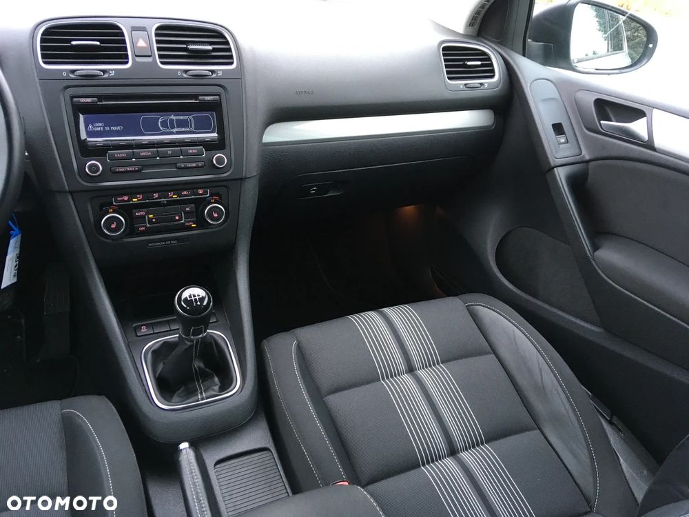 Volkswagen Golf 1.6 TDI DPF BlueMotion Technology MATCH - 12