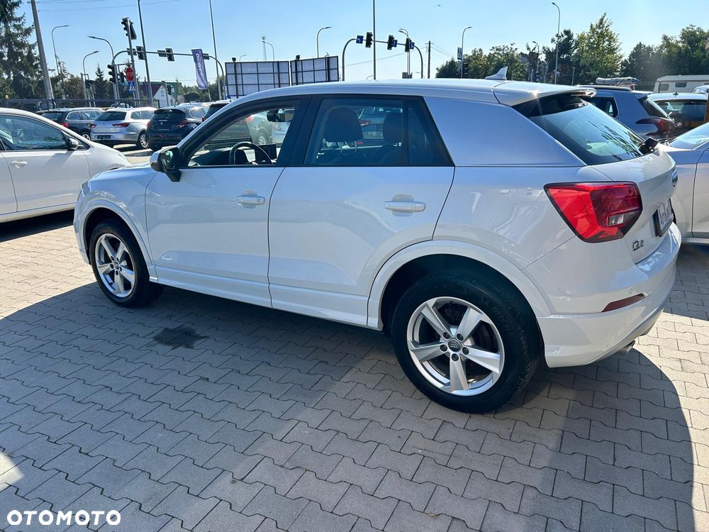 Audi Q2 1.6 TDI Sport S tronic - 11
