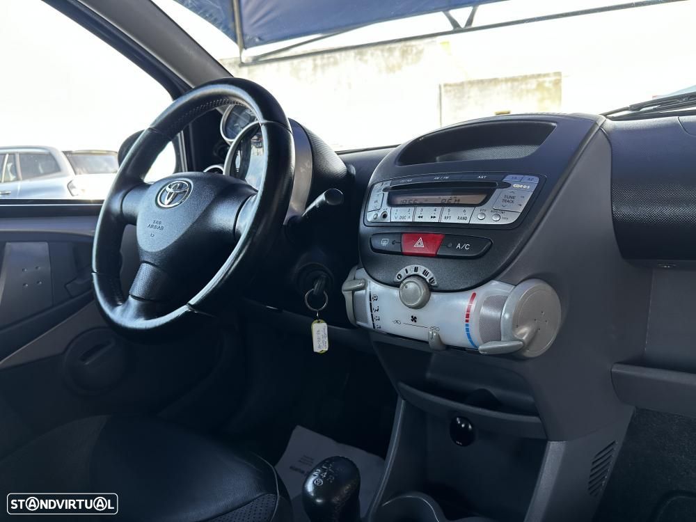 Toyota Aygo 1.0 Style Pack - 22