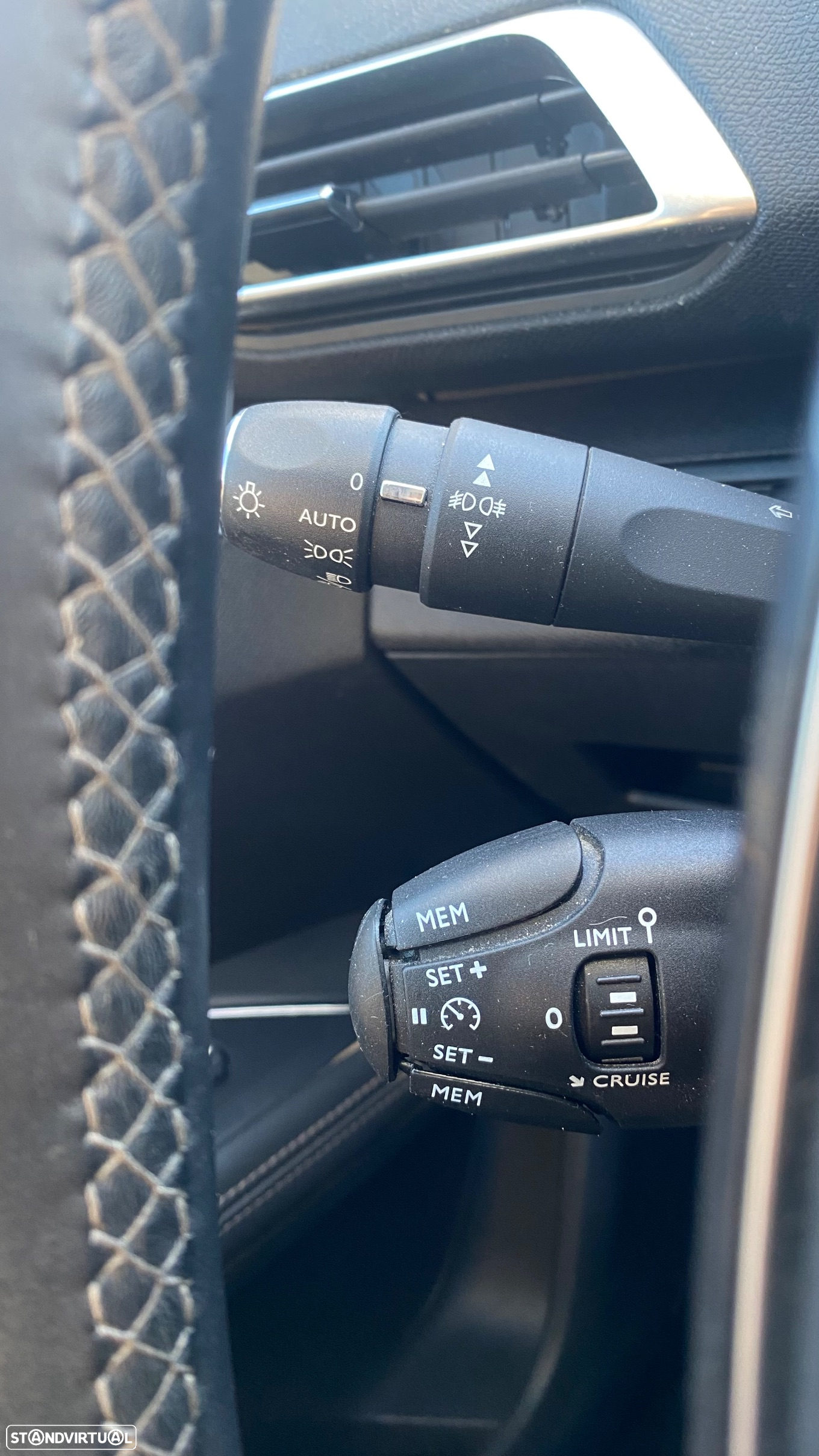 Peugeot 5008 1.2 PureTech Allure - 35