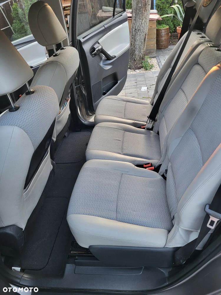 Toyota Verso 1.8 Prestige EU6 - 8