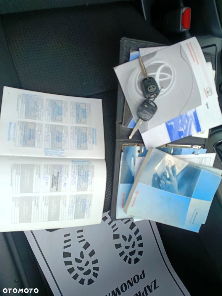 Toyota Avensis 2.0 VVT-i Edition - 21