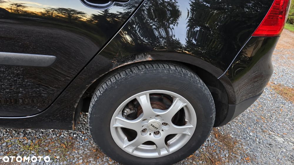 Volkswagen Golf - 10