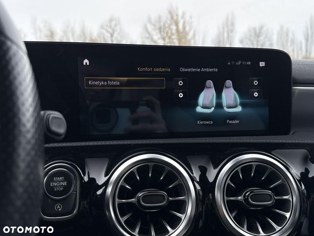 Mercedes-Benz CLA - 27