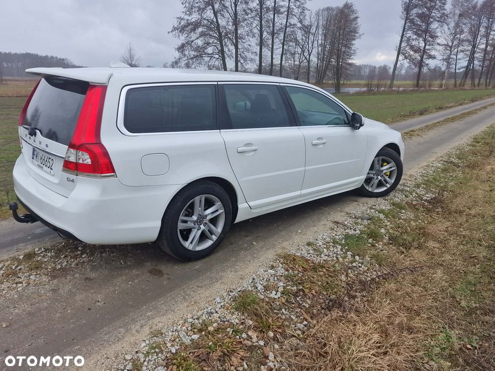 Volvo V70 D4 Geartronic Kinetic - 12