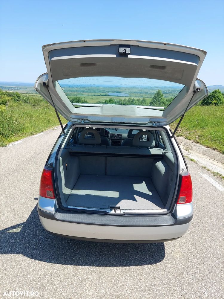 Volkswagen Bora 1.6 - 6