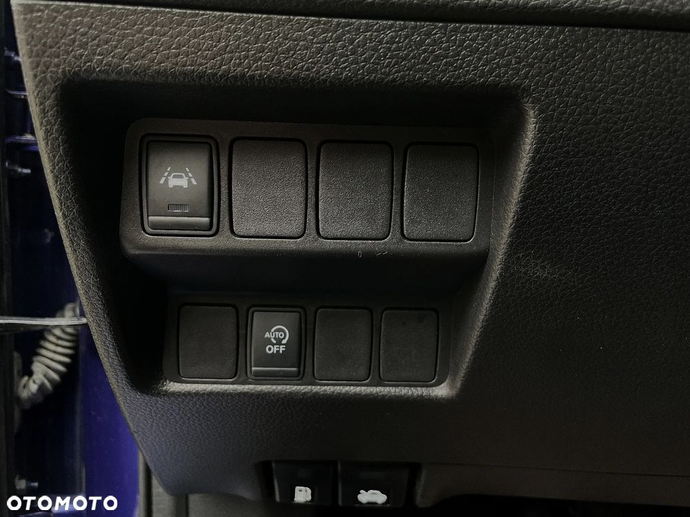 Nissan Qashqai 1.3 DIG-T N-WAY - 32