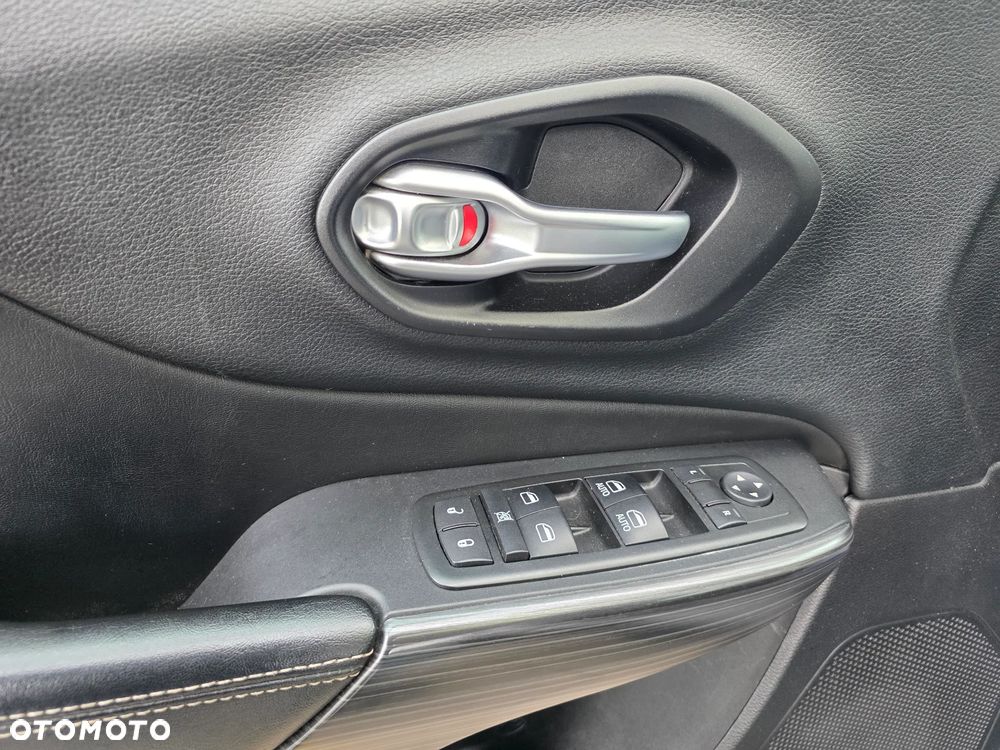 Jeep Cherokee 3.2 V6 Pentastar Active Drive I Automatik Limited - 6