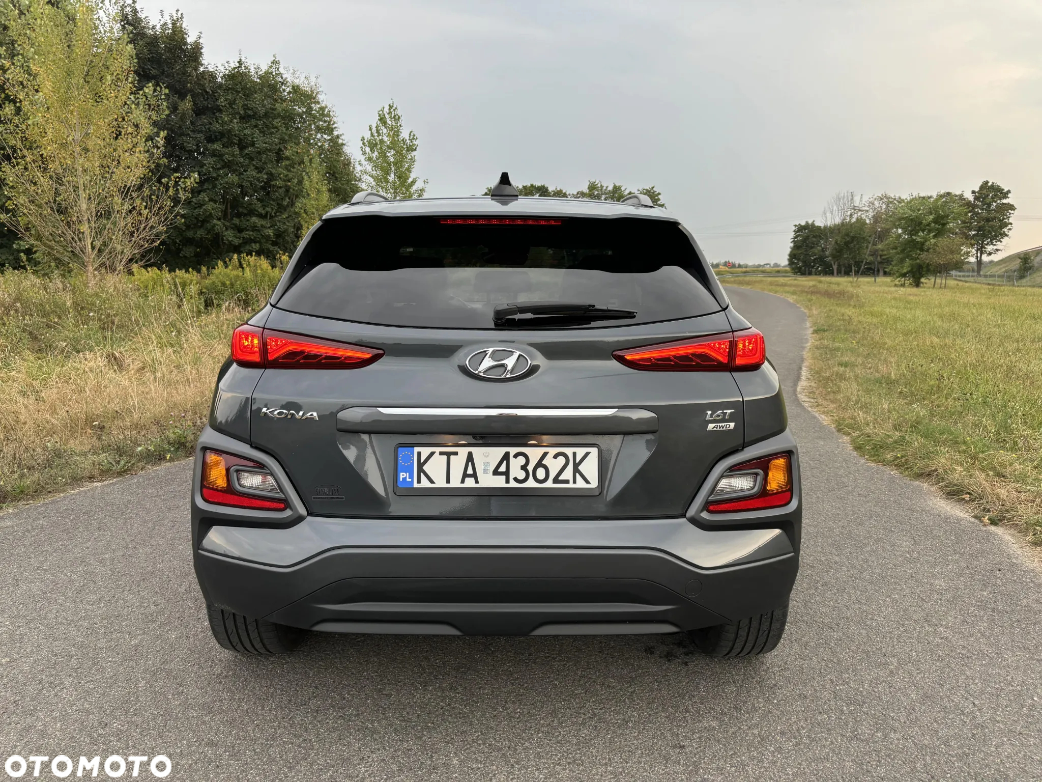 Hyundai Kona 1.6 T-GDI DCT 4WD Premium - 16