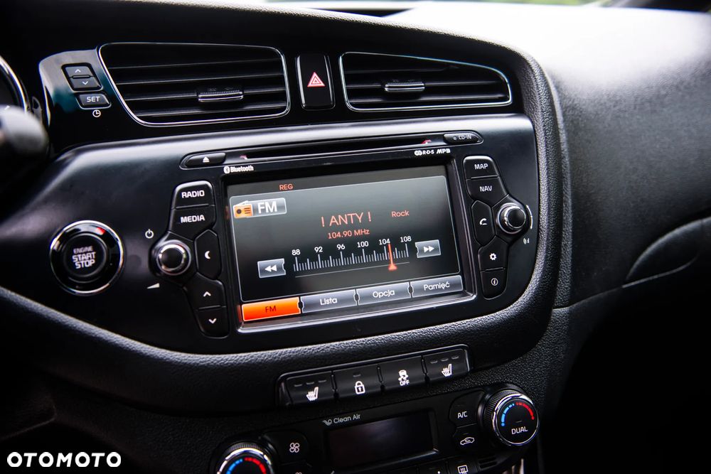 Kia Ceed 1.6 T-GDI GT - 24
