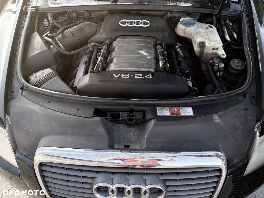Audi A6 Limousine 2.4 - 18