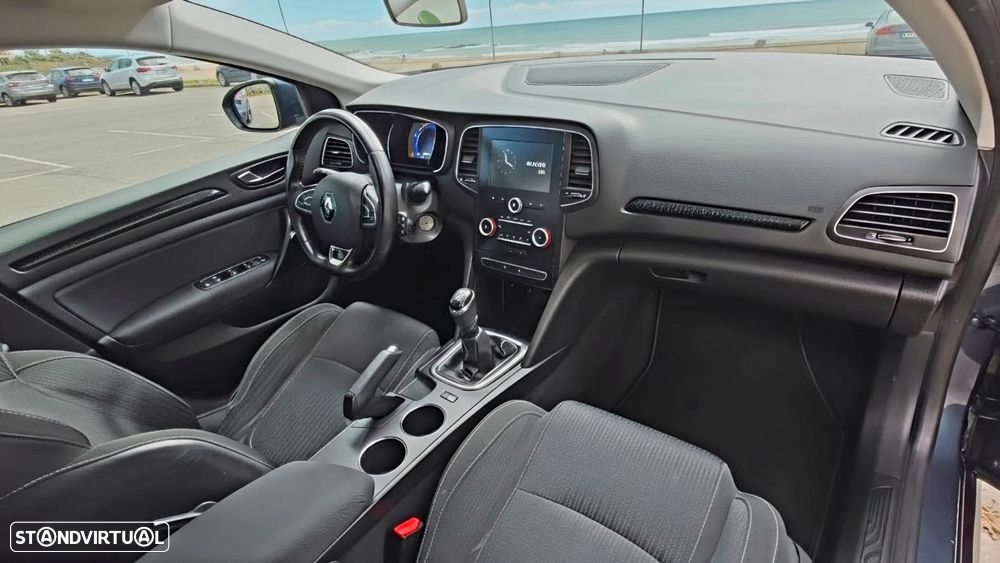 Renault Mégane ENERGY TCe 130 EXPERIENCE - 12