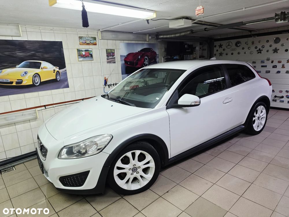 Volvo C30 1.6D DRIVe R-Design Start-Stop - 32