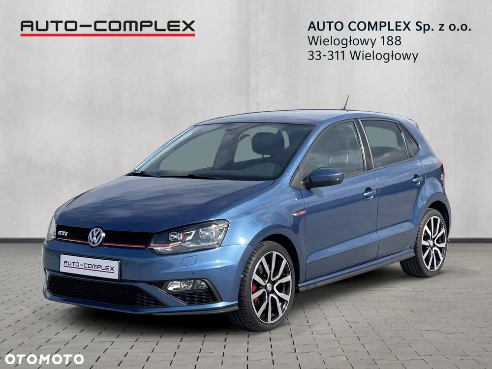 Volkswagen Polo - 2
