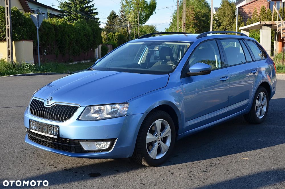 Skoda Octavia 1.6 TDI Elegance DSG - 8