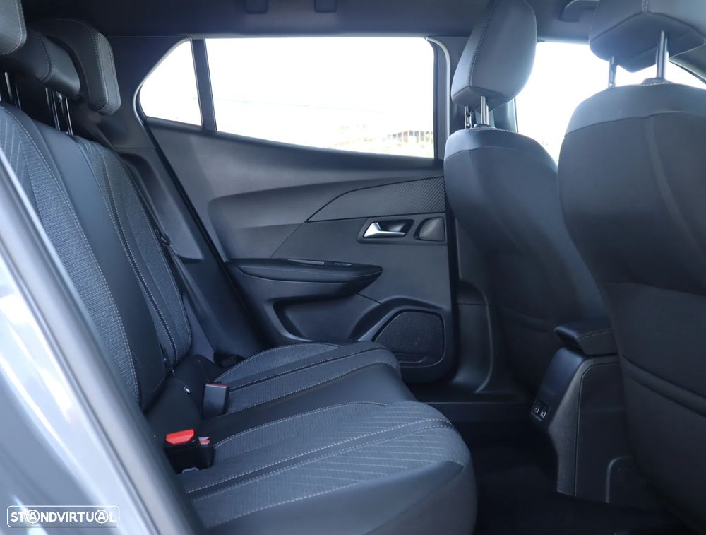 Peugeot 2008 1.2 Hybrid Allure e-DCS6 - 20
