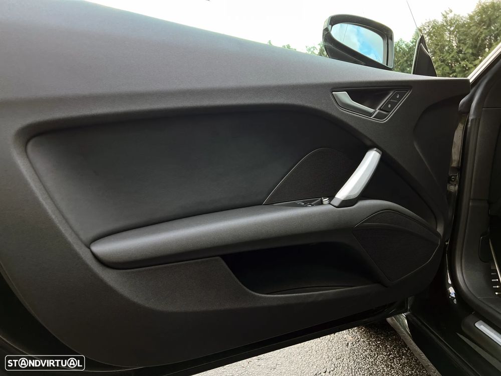 Audi TT Coupé 2.0 TDI S-line - 42