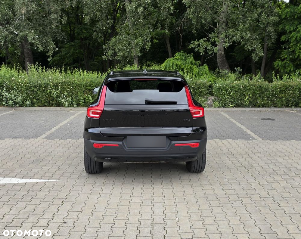 Volvo XC 40 B5 AWD Ultimate Dark - 6