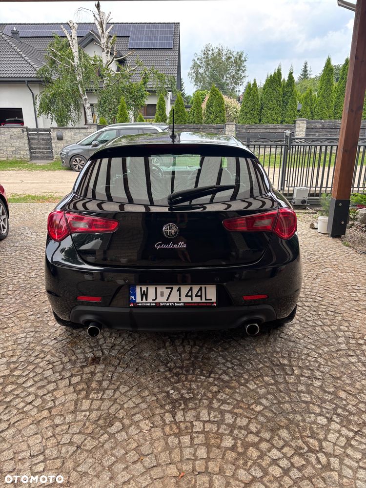 Alfa Romeo Giulietta 2.0 JTDM 16V Turismo - 4