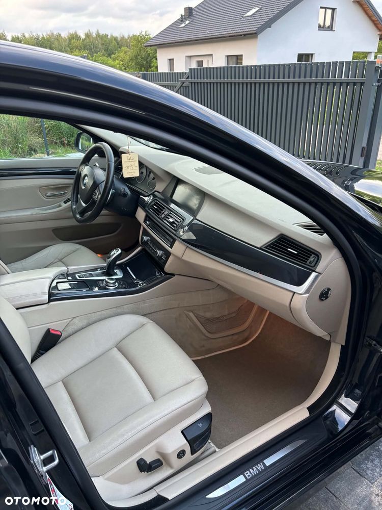 BMW Seria 5 520d - 14