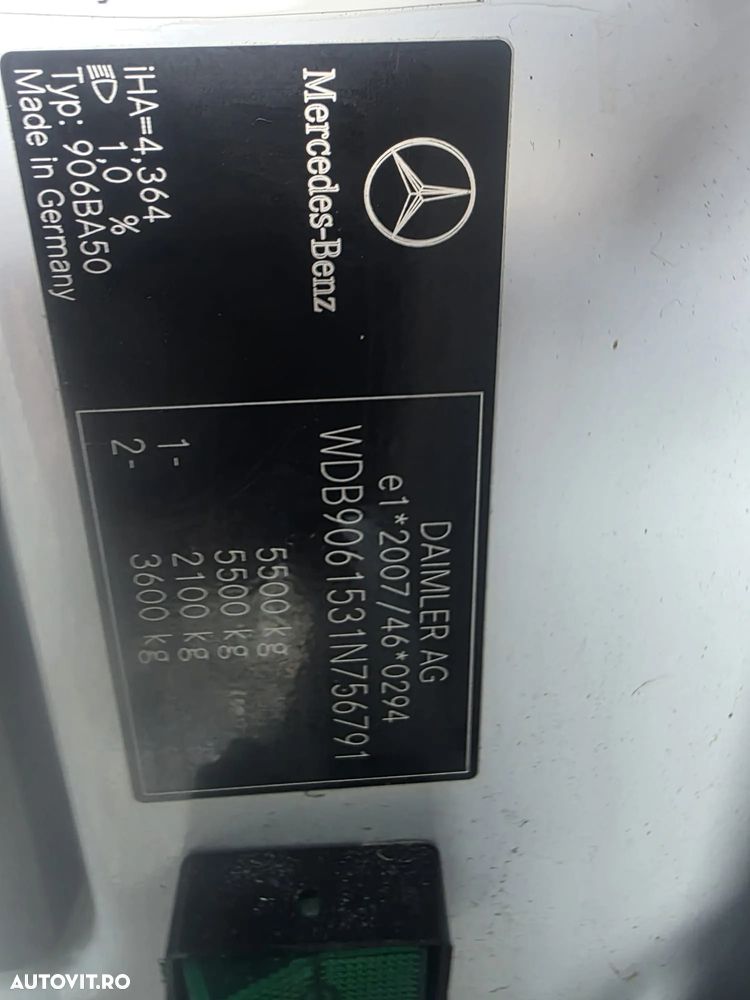 Mercedes-Benz SPRINTER - 11