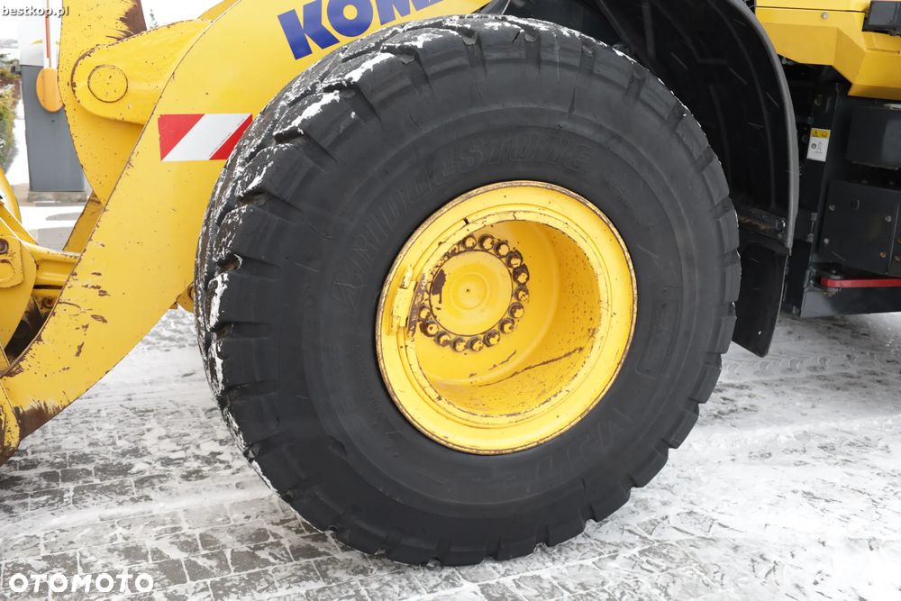 Komatsu WA380-8 - 26