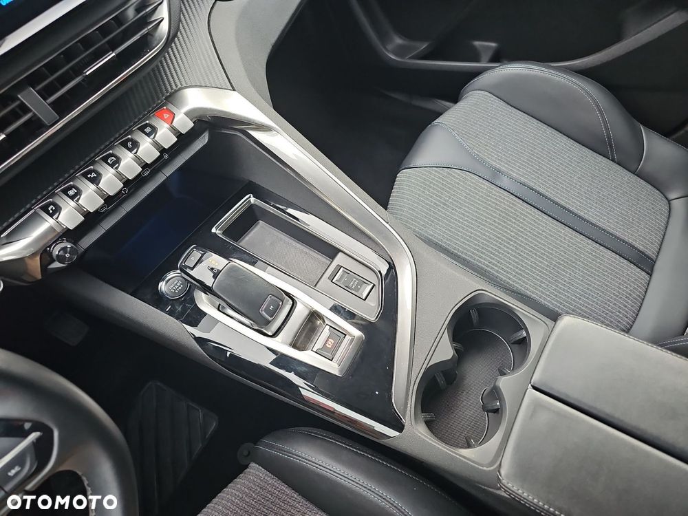 Peugeot 3008 - 32