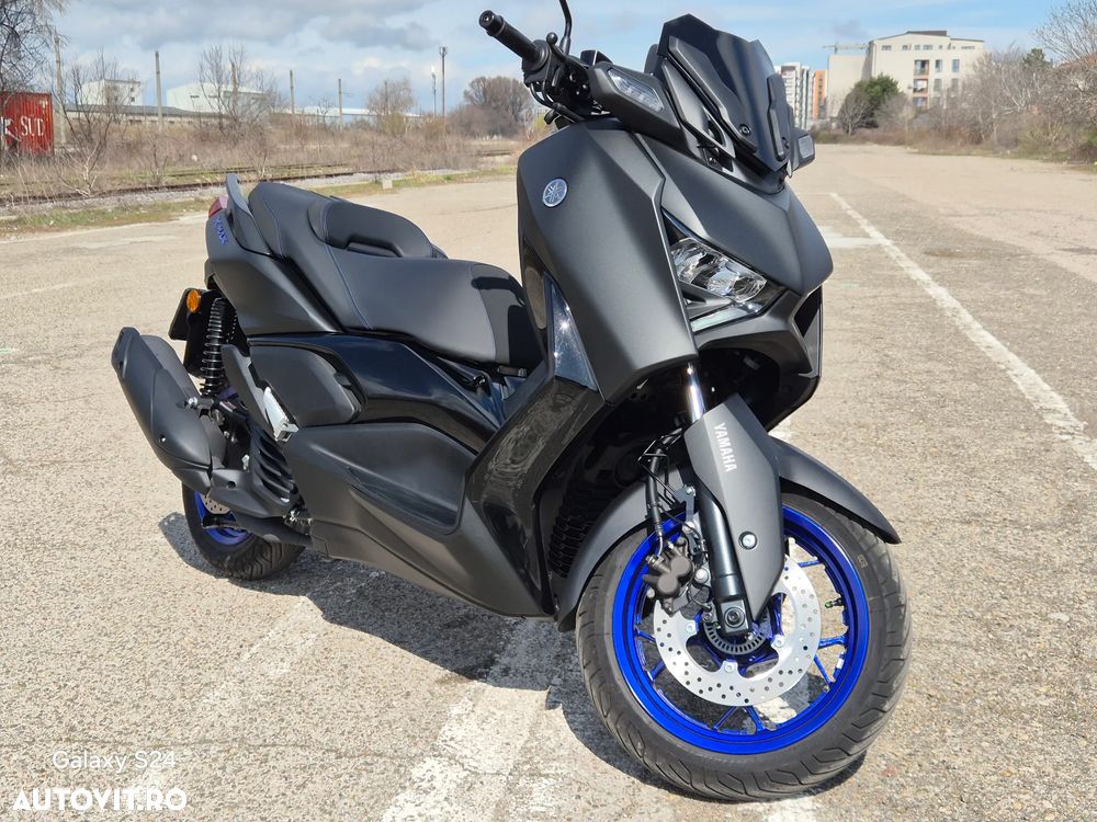 Yamaha XMAX 125 - 1