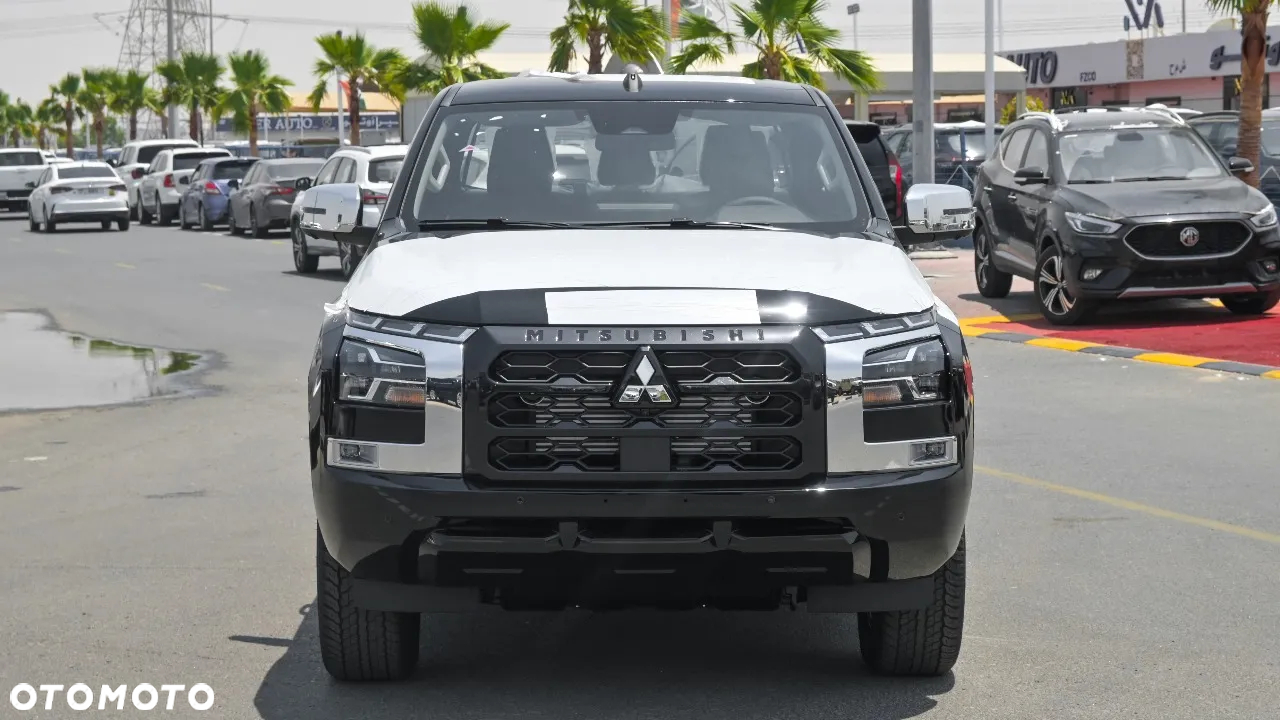 Mitsubishi L200 - 33