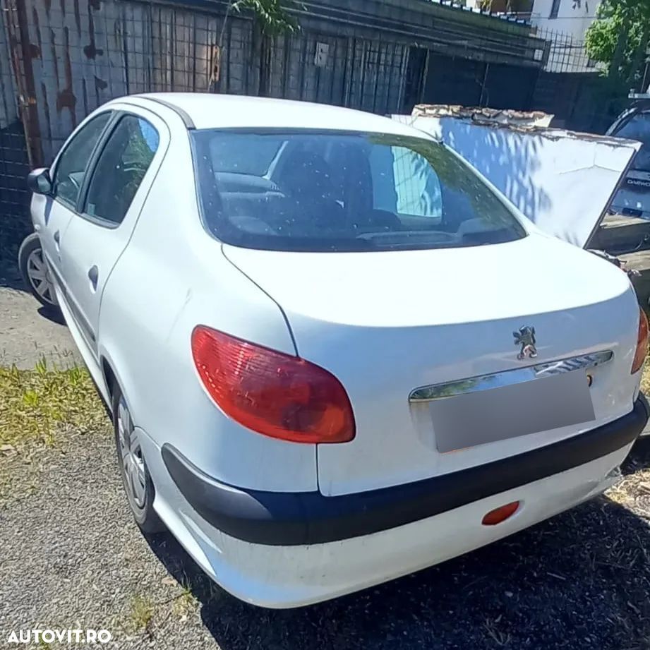 Peugeot 206 - 4