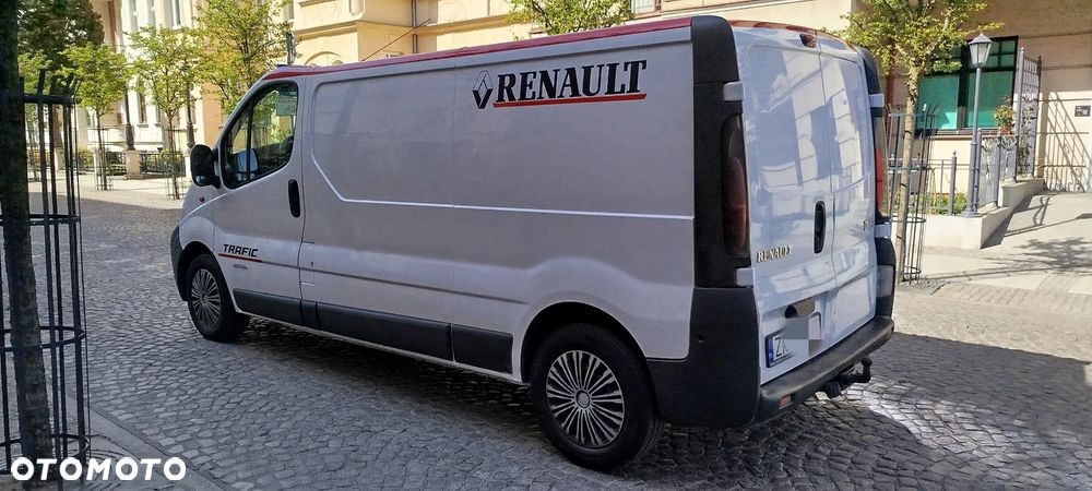 Renault Trafic - 2