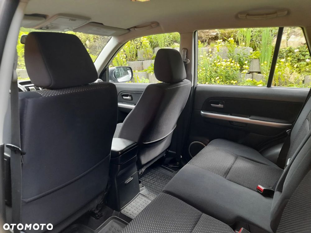 Suzuki Grand Vitara - 9