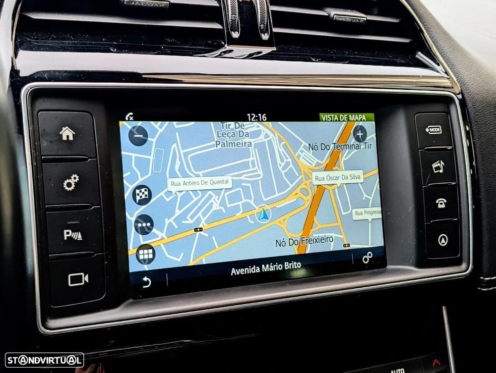 Jaguar XE - 14