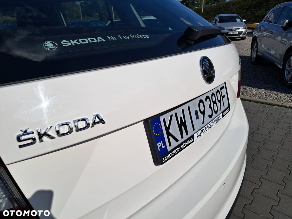 Skoda RAPID 1.0 TSI Ambition - 23