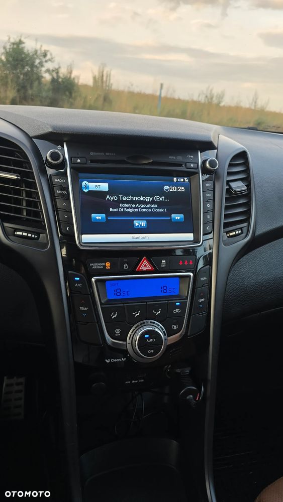 Hyundai i30 1.6 GDI Premium - 14