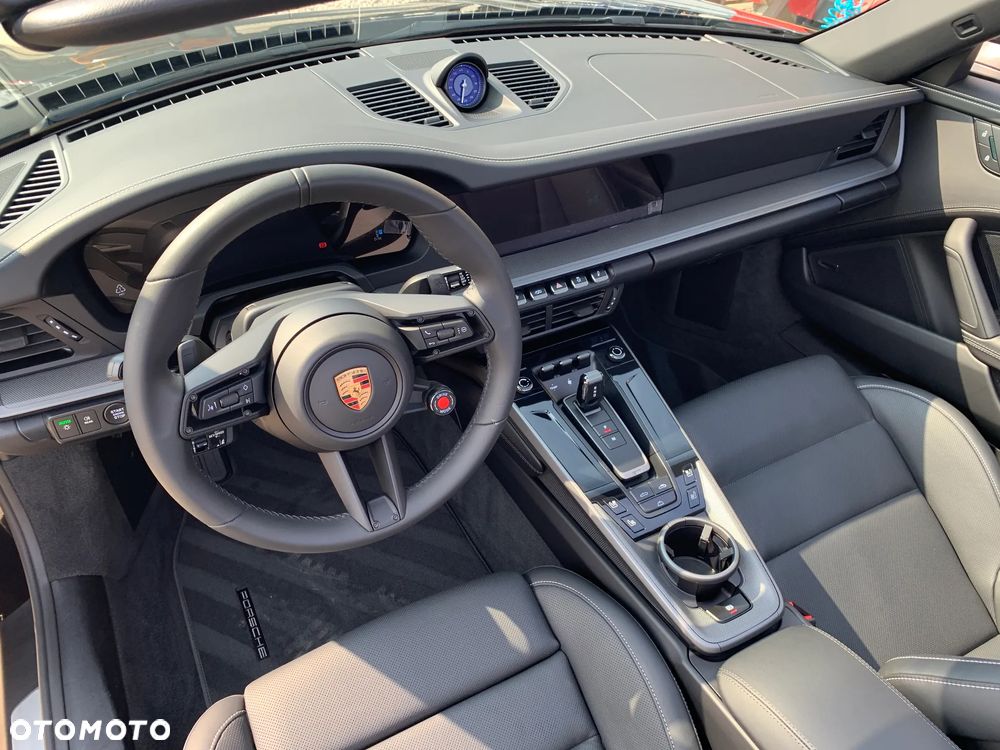 Porsche 911 Carrera PDK - 23