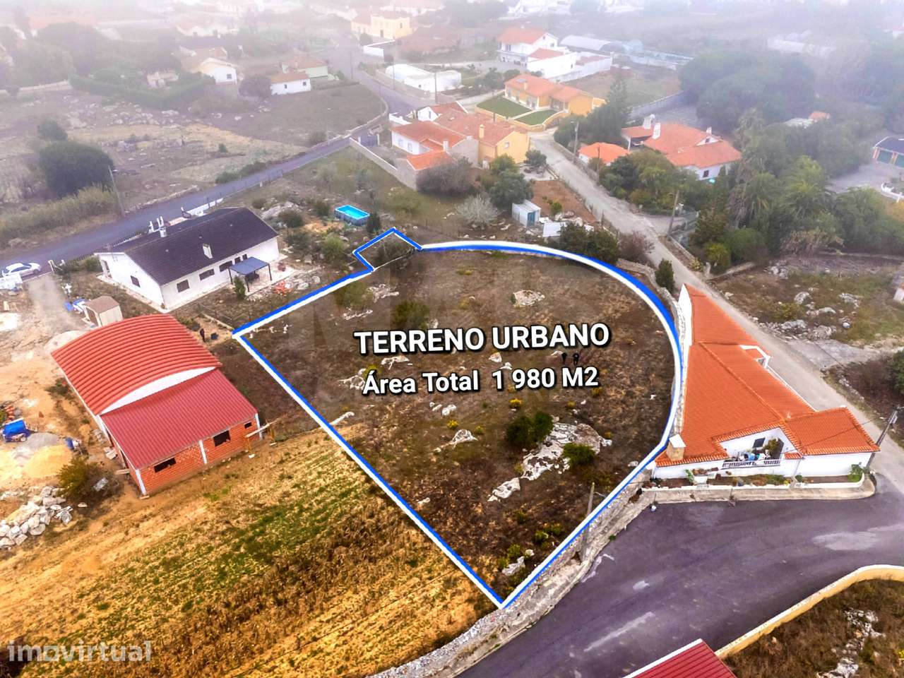 Terreno Urbano com 1980m2, Construção Moradia até 300m2 - Grande imagem: 2/21