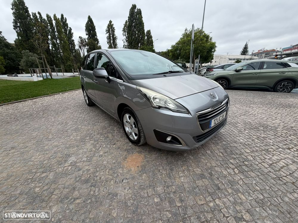 Peugeot 5008 - 2