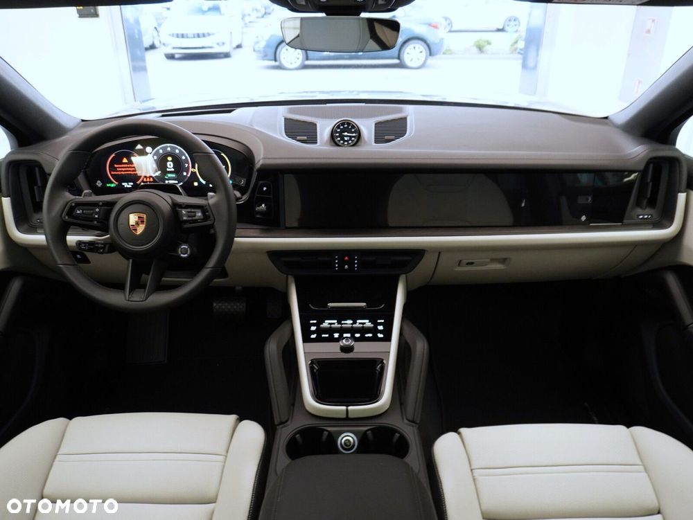 Porsche Cayenne E-Hybrid PHEV Black Edition - 35
