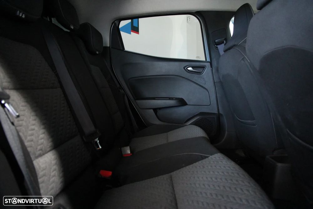 Renault Clio 1.0 TCe Evolution - 24