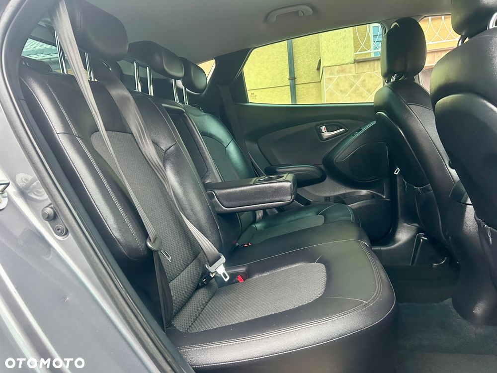 Hyundai ix35 1.7 CRDi 2WD blue Style - 29