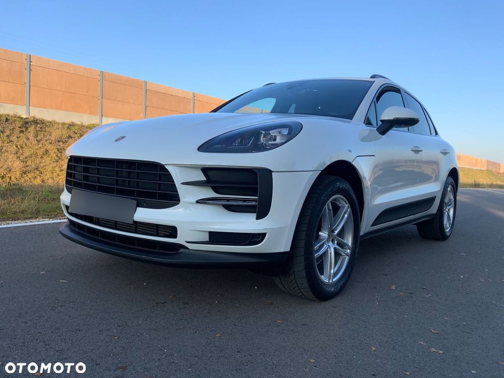 Porsche Macan - 2