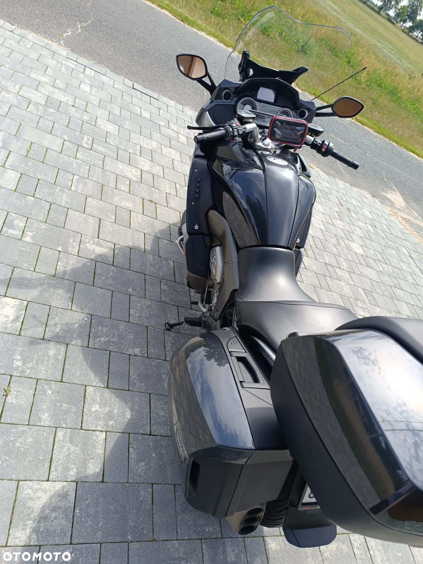 BMW K - 9