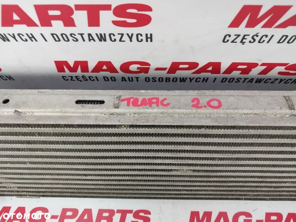 chłodnica intercooler vivaro trafic primastar 2.0 dci lift 2014r 8200411160c - 4