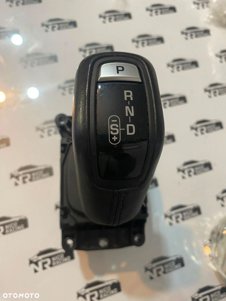 LEWAREK GAŁKA ZMIANY BIEGÓW LAND ROVER DEFENDER M8B2-7E453-BC - 1