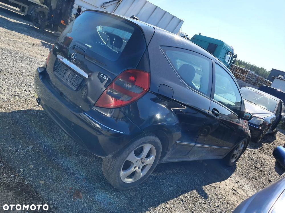 MERCEDES A KLASA II W169 2004 2.0 CDI  640942  KOD LAK: 160 - 3