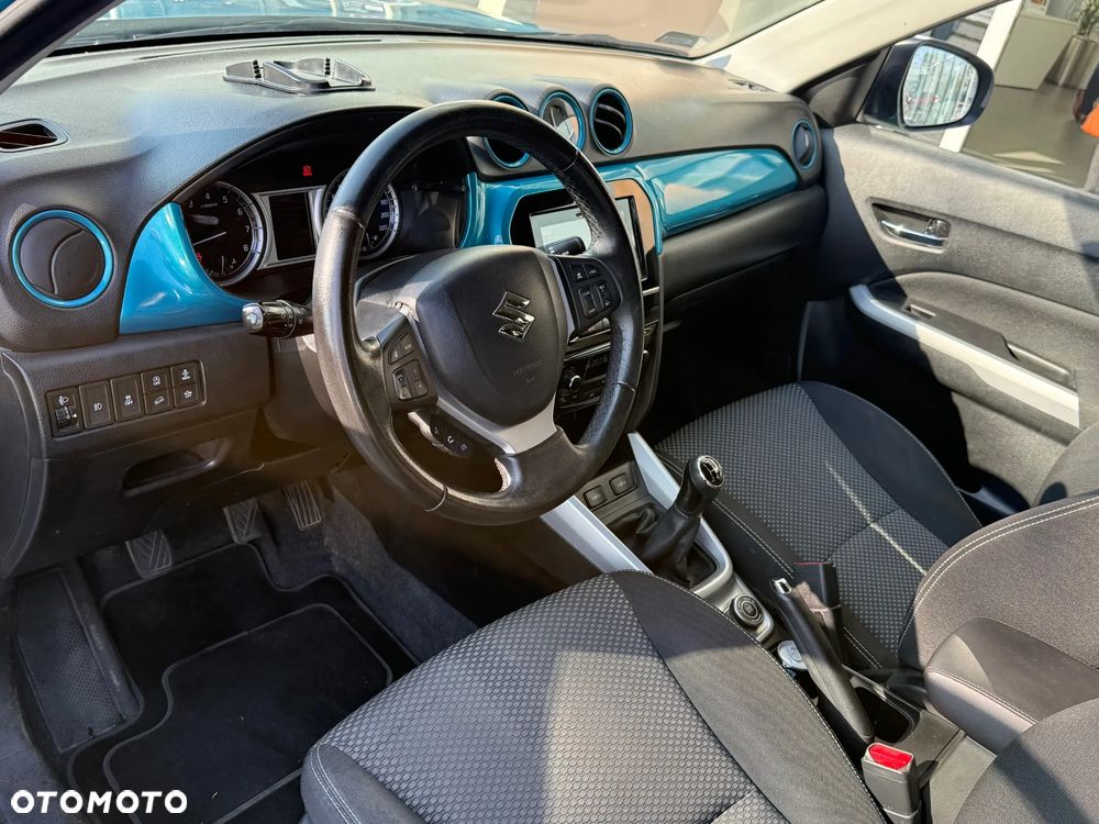 Suzuki Vitara 1.6 Premium 4WD - 9